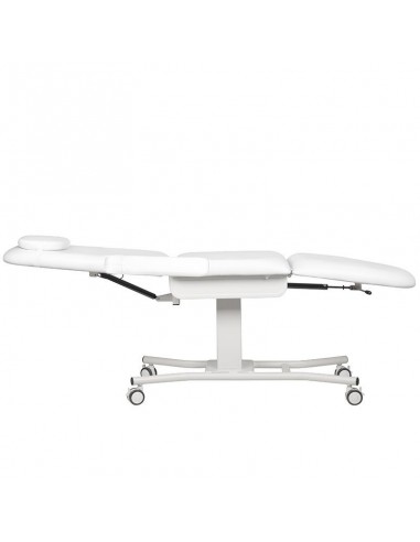 COSMETIC CHAIR ON WHEEL A-240 WHITE
