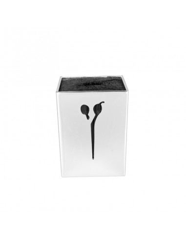 Silver scissors stand