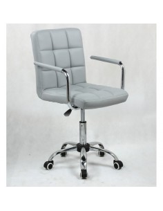 Bella Furniture Grey chairs on wheels in Ireland. Nail Salon chairs for sale. Stylish chairs for nail salon Ireland. grey BFHC10