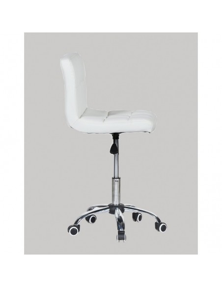 white chairs for hairdressers. white chair for beauty salons Ireland BFHC8052K