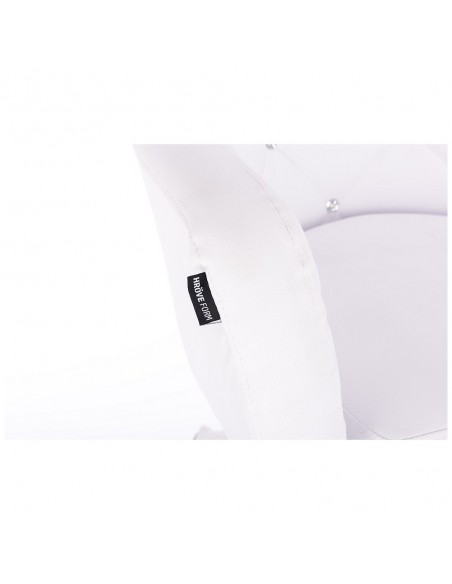 Black Base Chair On Wheels - White BFHR830